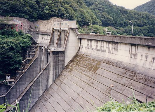 我谷ダム(1990.8.10)