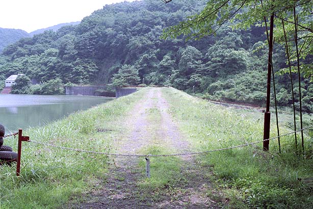 小倉川ダム(2005.7.17)