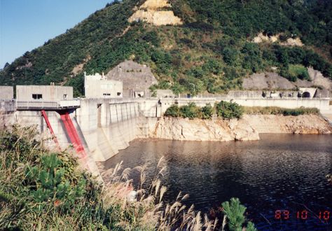 内の倉ダム(1989.10.2)