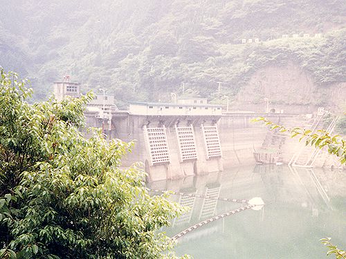 横山ダム(1990.8.11)