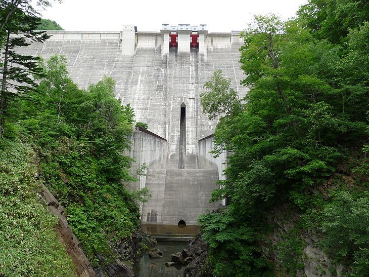 定山渓ダム(2013.7)