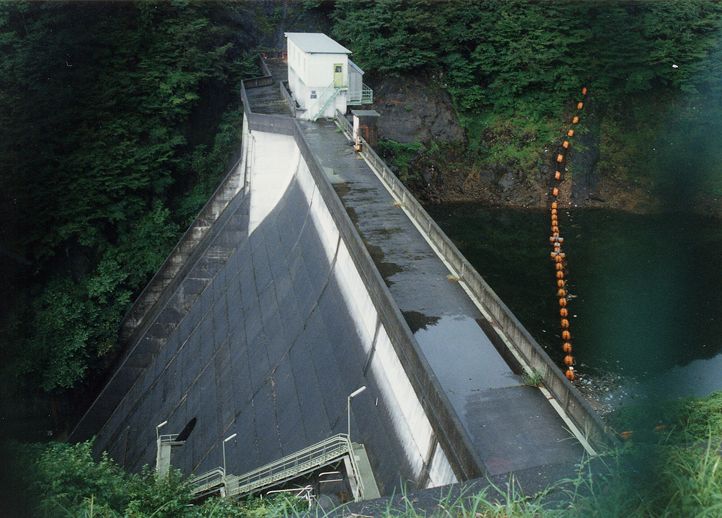 西荒川ダム(1999.9.15)