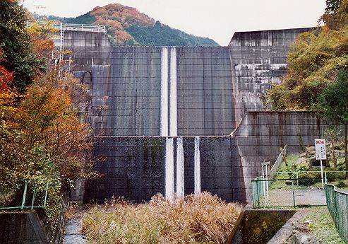 館川砂防ダム(2003.11.24)